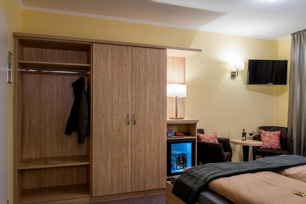 Landhotel Zur Post Bad König Quarto foto